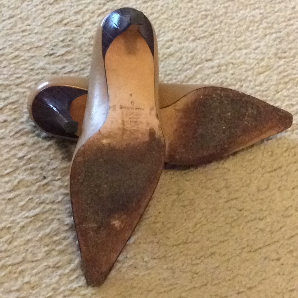 Used shoes - Picture 2 of 2